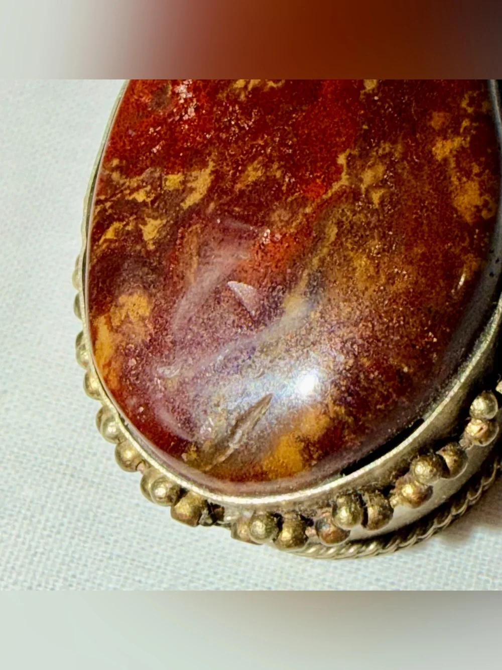 Vintage Red Agate Jasper Stone Oval Trinket Pill Box